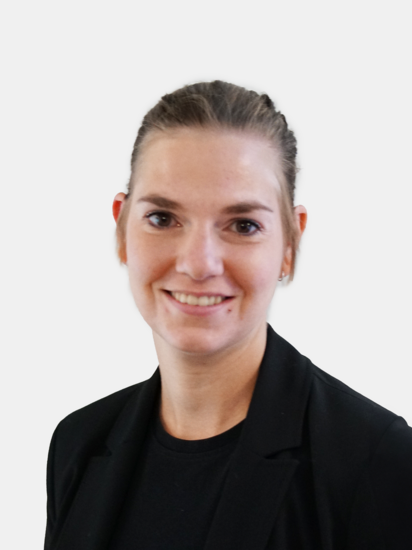 stellv. Ausbildungsleiterin: Kira Schreier