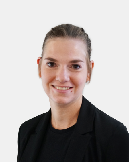 stellv. Ausbildungsleiterin: Kira Schreier